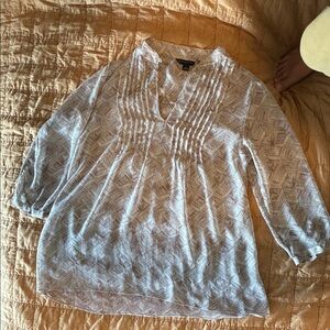 Banana Republic Cream Textured Blouse